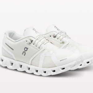 NWT Cloud 5 White Running Shoes